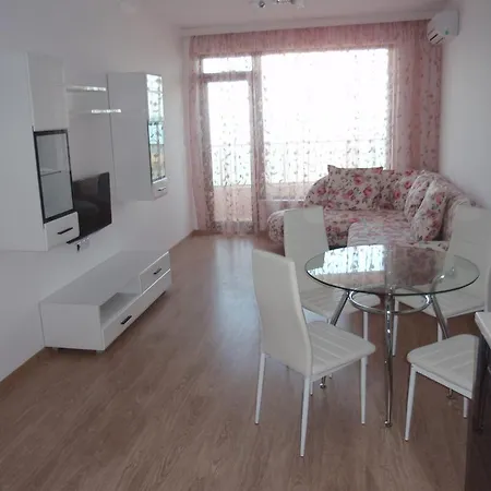 Apartment Cherno More 2 Pomorie