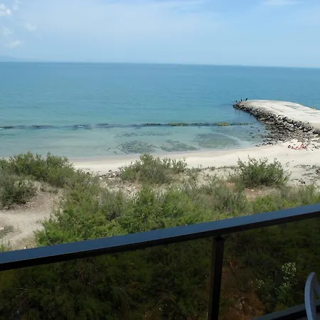 Apartment Cherno More 2 Pomorie