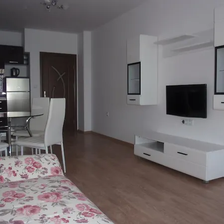 Cherno More 2 Pomorie