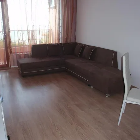 Cherno More 2 Pomorie