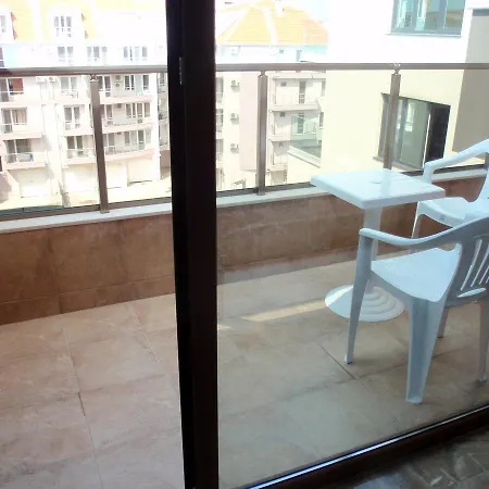 Cherno More 2 * Pomorie