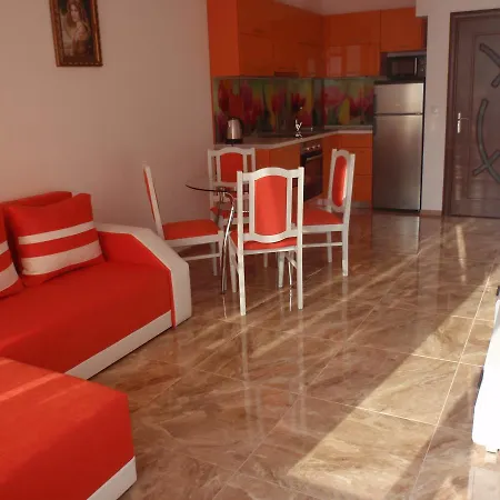 Apartment Cherno More 2